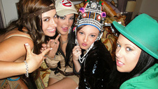 gorąca nikita w gorącym trójkącie