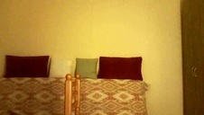 brunetka zostaje ostro wydymana w trójkącie