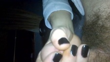 brunetka bierze penisa z cipki do ust