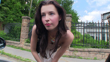 całuśne dziewczyny fajnie lizą się po piczkach w pozycji 69