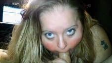 napalone czarna dziwka ssie