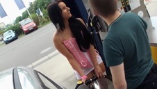 gorąca cycata lodziara