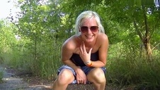 nastolatka kurwi się w pracy ze starszym menedżerem