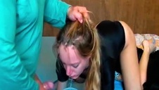 seksowna studentka ma ochotę na dymanko