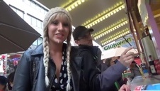 niesamowita jest ta dziwka