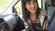 zbok grasuje w biurze