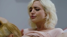 lubi patrzeć na jej dupę podczas seksu