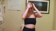 nastolatka ujeżdża starego fiuta