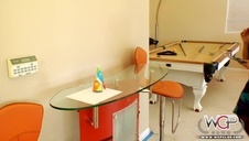 seks film blondynki z niewielkimi cycuszkami w trójkącie