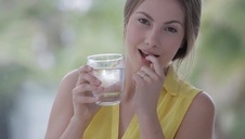 farciarz dyma dwie seksowne panie