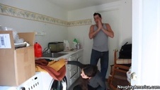 nagie laski z torebkami na głowie