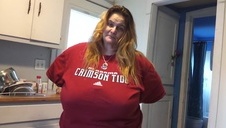 gorąca brunetka ssie i pierdoli się za kasę