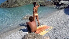 brunetki brane przez jednego typa w trójkącie