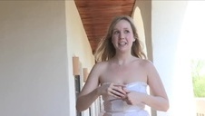 soczysty orgazm w cyckach pięknej dziuni