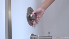 roztańczone paniusie w bikini