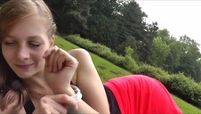 orientalna bogini słodko jęczy podczas rżnięcia