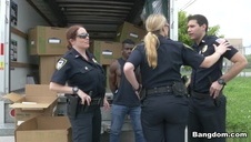 zabawa w pokoju ostrej miłości