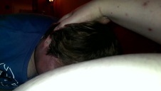 wielkie dildo penetruje dupsko ostrej lesby