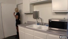 młody liże sutki rosyjskiej mamuśki