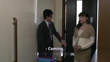 trzej robotnicy ostro się zabawiają z właścicielka mieszkania które remontują