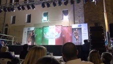 mały biust i boska dupka seksownej abella danger