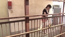 seks z ciężarną babką na kanapie