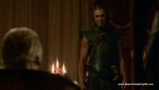 żąda intensywnego głębokiego obciągania z dodatkowym ssaniem pałki na stojąco