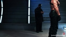 zboczona suczka wyruchana w ogrodzie