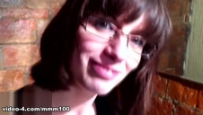 śliczna buźka bladej suczki