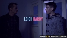 murzynek rucha blondi w toalecie