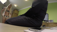 ruchana babka liże seks zabawkę