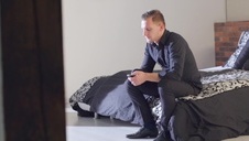 najpierw zabawia się sama potem z typem