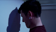 mamuśka przygląda się zięciowi