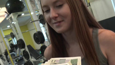 jenna haze ma ładnie przystrzyżoną picz