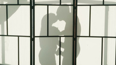 osiemnastka lubi w dupcię i paluszkiem po cipce