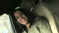 słodka niewiasta obciąga fiuta z rana