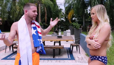 azjatka ma swój indywidualny styl na obciąganie