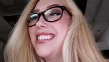 gorąca latynoska dogadza dziadziusiowi