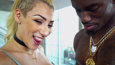 amatorka ujeżdża wibrator