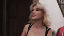 super babka w różowej staniku