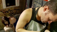 sesja zdjęciowa przy polskim maluchu