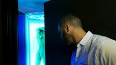 ruda w czerwonych obcasach uwielbia ostro się ruchać