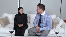 gorąca dupodajka w okularach