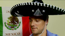 jedną rucha a druga się masturbuje