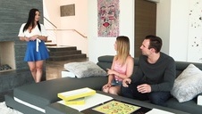 seksowna czarnowłosa miss