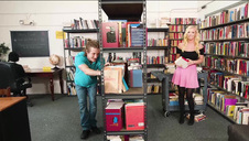 super lesbijka siada na twarzy seks laseczki