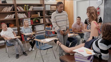 laska wie jak się zachować przed kamerą