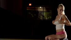 ładna laska possała grubego penisa