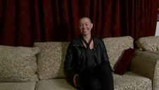 każdy chce się dostać do jej zarośniętej szparki