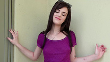 ponętne blondynki ruchają się ze znajomym kutasem